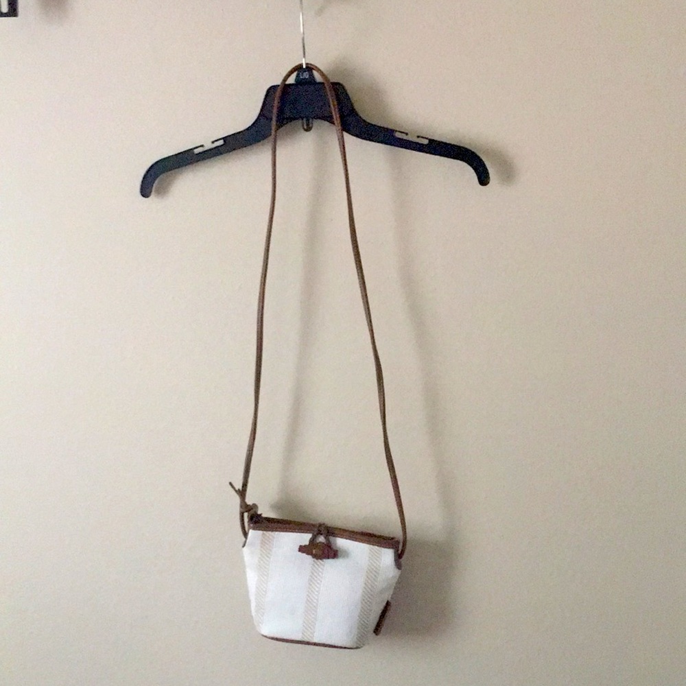 Liz Claiborne cross body purse